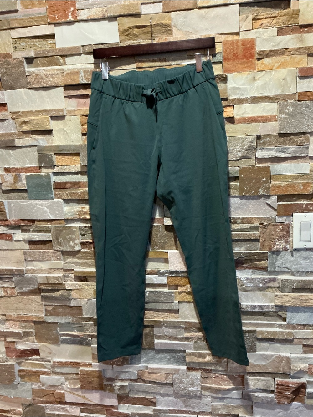 lululemon athletica On The Fly Pant *28”